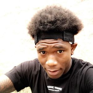 Meet your Posher, Aaron